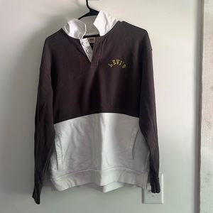 Levi’s relaxed fit long sleeve shirt